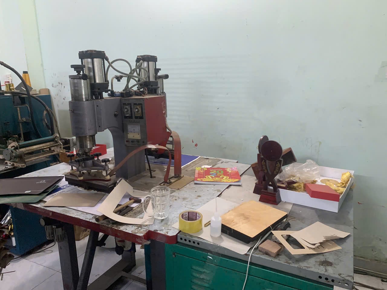 Leather engraving machine